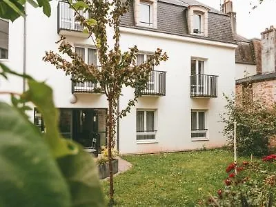 Aparthotel Terres De France - Bretagne 3*